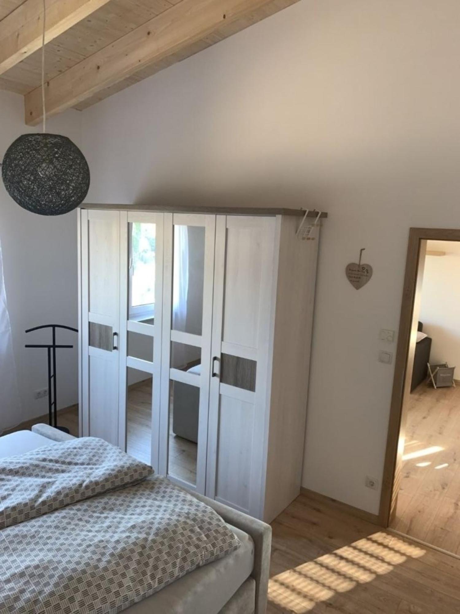 Auf Der Traumschleife Apartamento Lierschied Exterior foto
